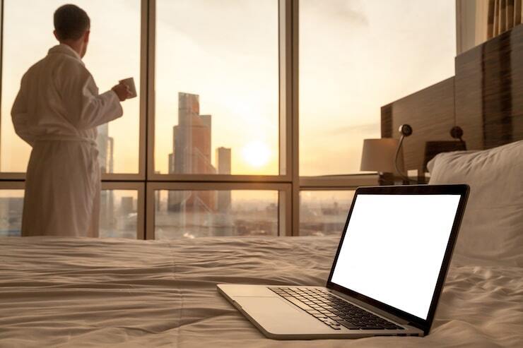 From Static Images to Immersive Configurators: The Evolution of Online Bedding Marketing